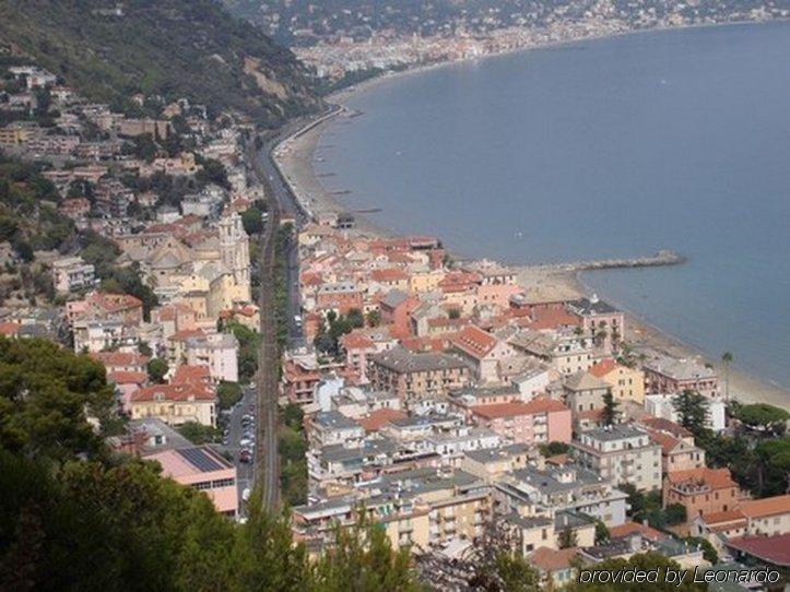 Hotel Mignon Alassio Eksteriør billede