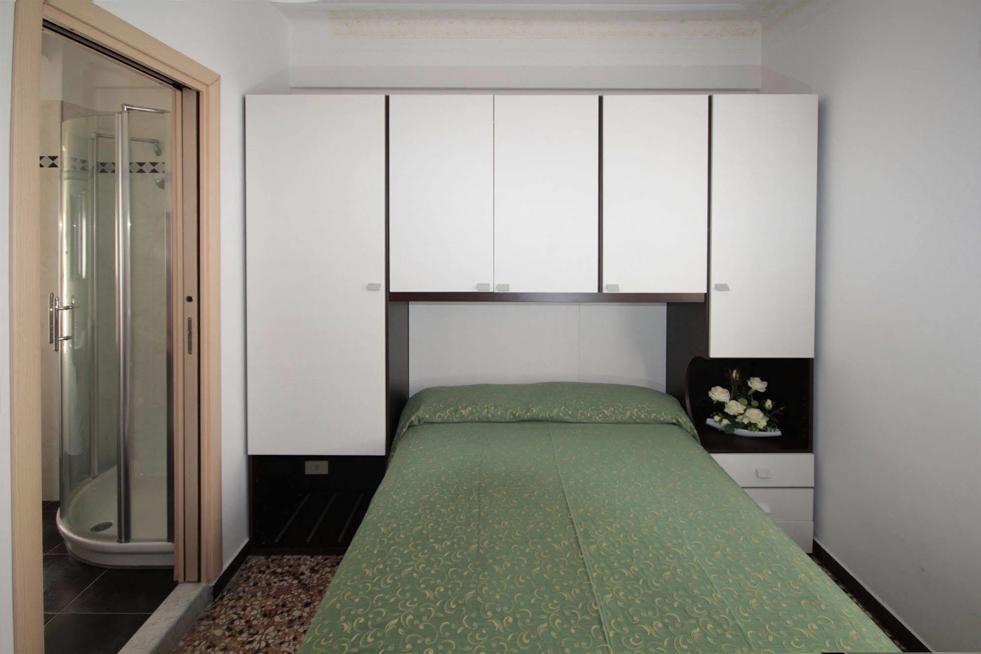 Hotel Mignon Alassio Eksteriør billede